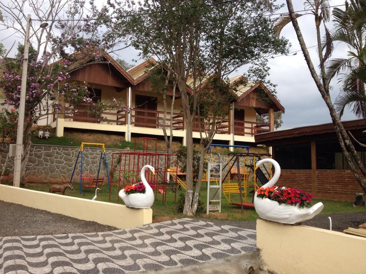 Pousada Pe Da Serra Lindoia Exterior photo